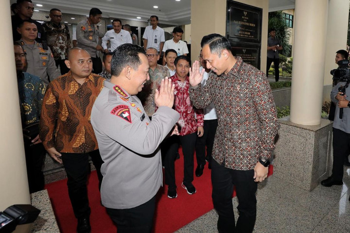 AHY-Kapolri Bertemu Secara Tertutup, Bahas Apa?