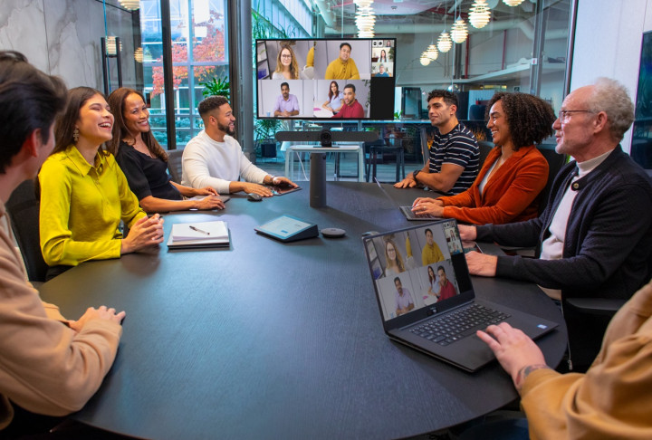 Teknologi AI Cerdas Optimalkan Kolaborasi Karyawan