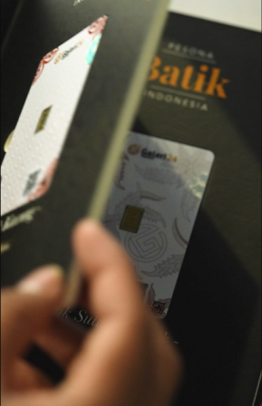 Emas batangan dengan tema Buku Batik Series dengan mengusung tema Pesona Batik Indonesia. (Foto: Dok. Istimewa)