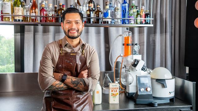 Kolab Asyik Mikael Jasin dalam Arummi Cashew Milk, Susu dari Kacang Mete