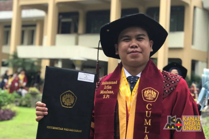 Lulus Sarjana Unpad 3,5 Tahun dengan Prestasi Segudang, Ini Cerita Irfan