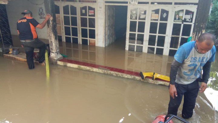 Banjir di Kendari Rendam 715 Rumah dan 1 Warga Meninggal