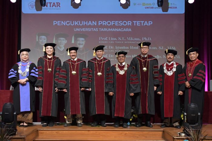 Untar Kukuhkan 3 Profesor Baru dari Fakultas Ekonomi dan Bisnis