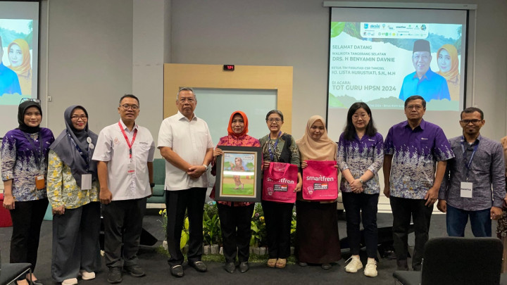 Smartfren Dukung Pelatihan Pengelolaan Bank Sampah di Tangerang Selatan