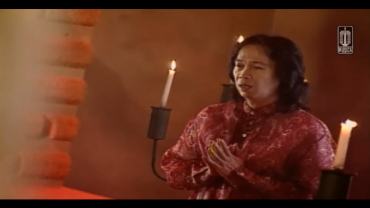 7 Fakta Menarik Chrisye, Sang Legenda Musik Indonesia