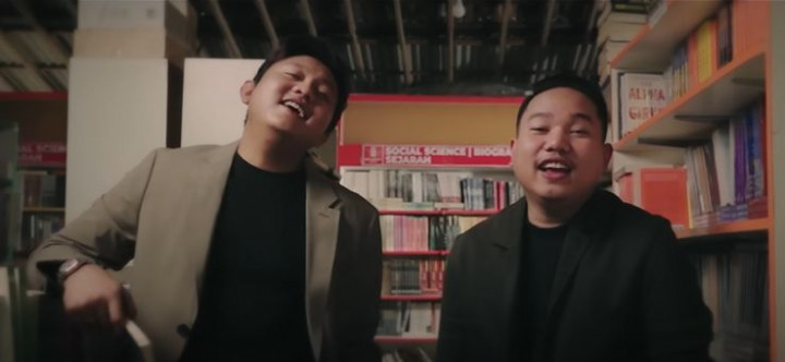 Lirik dan Terjemahan Lagu 'Sanes' Guyon Waton feat Denny Caknan