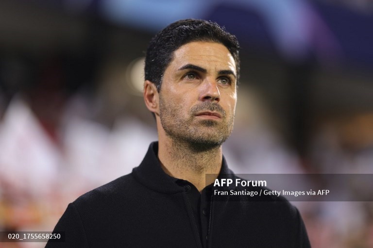 Pelatih Arsenal, Mikel Arteta (AFP/Fran Santiago)