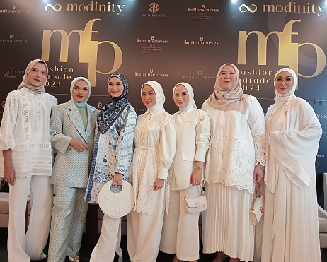 Warna-Warni Koleksi Raya di Perhelatan Modinity Fashion Parade 2024