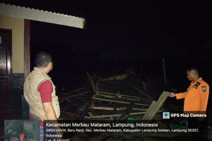 Puluhan Rumah Rusak Akibat Angin Kencang di Lampung Selatan