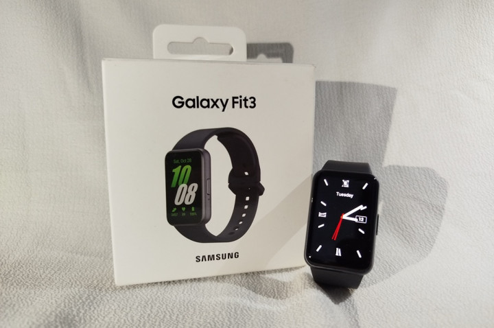 Samsung Galaxy Fit3, Elegan, Terjangkau, Lengkap di Kelasnya