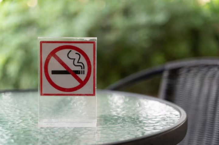 Kamu Ingin Berhenti Merokok? Makanan dan Minuman Ini Dapat Membantu!