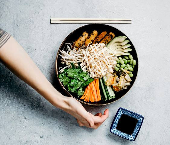 Berikut ini beberapa cara yang perlu diperhatikan bila kamu ingin menurunkan berat badan saat puasa. (Foto: Ilustrasi/Dok. Unsplash.com)