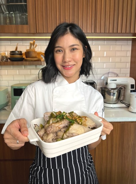 Chef Olivia Tommy telah menciptakan versi Ayam Kukus Jahe yang memadukan tradisi dan inovasi. (Foto: Dok. Istimewa)