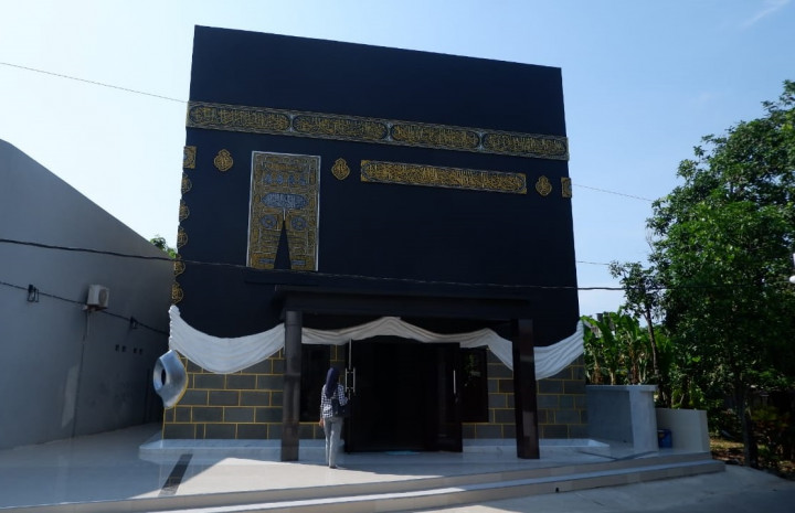 Tak Biasa, Masjid Baitul Atiq Al Jabbar Jepara Berbentuk Ka'bah
