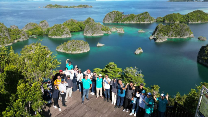 Kolaborasi BUMN, Askrindo Lestarikan Lingkungan di Raja Ampat