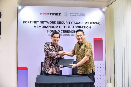 Fortinet dan ITS Bina Talenta Keamanan Siber Indonesia