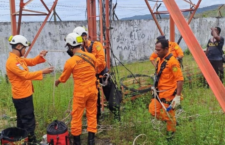 Tragis! Evakuasi Remaja Mau Bunuh Diri, Anggota Basarnas Terjatuh dari Tower Hingga Tewas