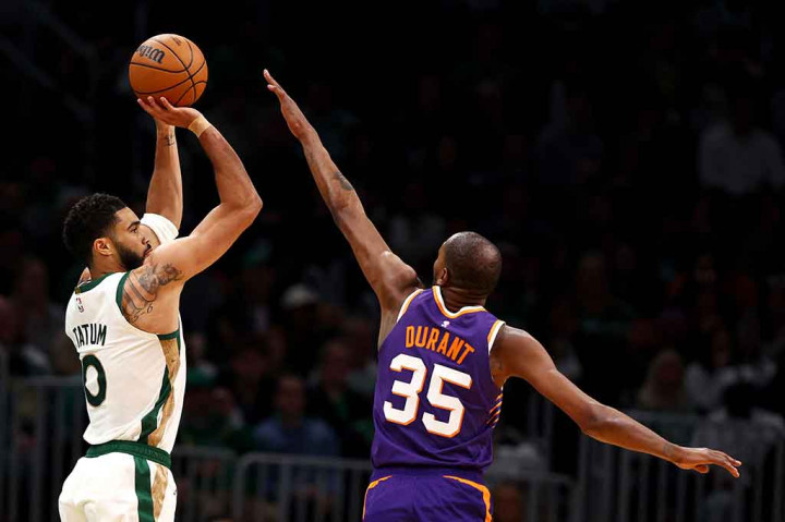 Basket NBA: Celtics Libas Suns 127-112 dengan 25 Tripoin