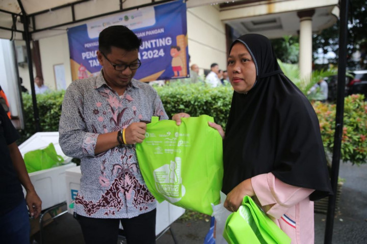 ID Food Salurkan Bantuan Pangan Penanganan Stunting ke 1,4 Juta Keluarga