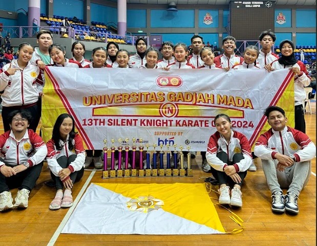 UGM Borong 12 Medali Silent Knight Karate Cup di Malaysia