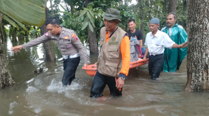 Banjir di Jawa Tengah Meluas, Jumlah Pengungsi Melonjak
