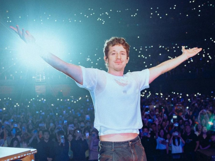 Charlie Puth Beri Hadiah Lagu untuk BABYMONSTER