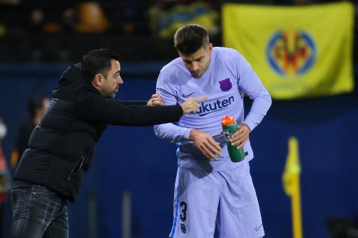Pique tidak Yakin Xavi Bakal Tinggalkan Barcelona