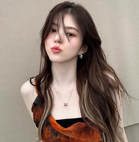Han So Hee. (Foto: Dok. Instagram/@xeesoxee)