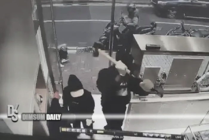 Jam Tangan Senilai Rp12 Miliar Dirampok, Enam WNI di Hong Kong Ditangkap