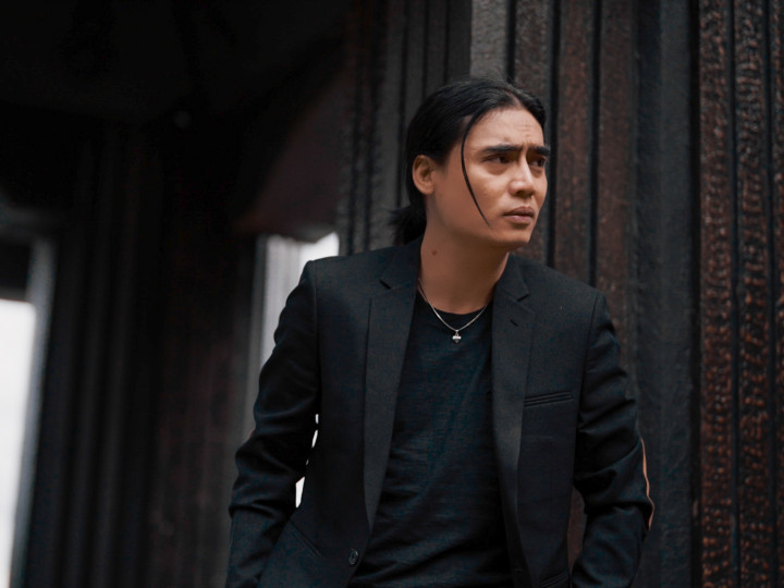 Kesetiaan Charly van Houten Menanti Kekasihnya Kembali di Lagu 'Tulang Rusuk'