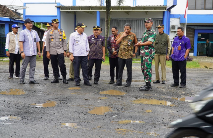 Jelang Musim Mudik, Sepanjang 35 Kilometer Jalan Provinsi di Jepara Rusak