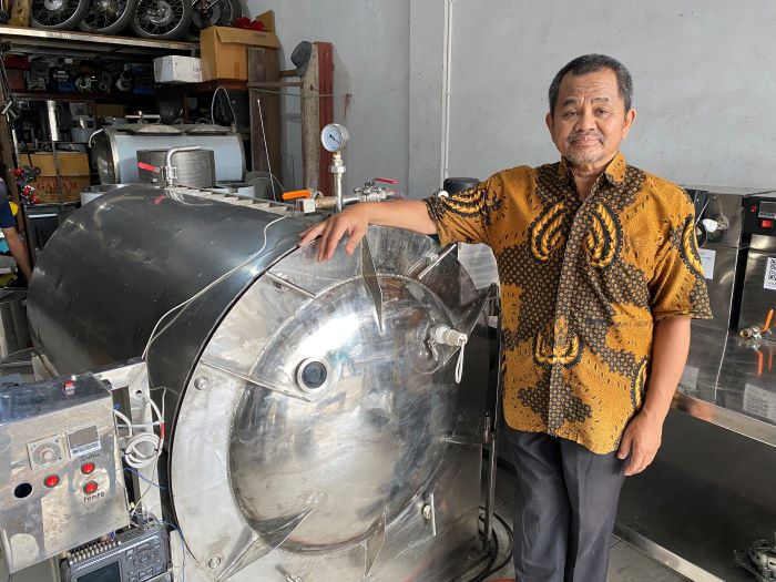 Pertama di Indonesia, <i>Vacuum Cooler</i> si Alat Pengolah Madu 4 in 1