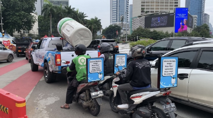 Berkah Ramadan, Mogu Mogu Bagikan 100 Ribu Lebih Minuman Gratis untuk Warga DKI