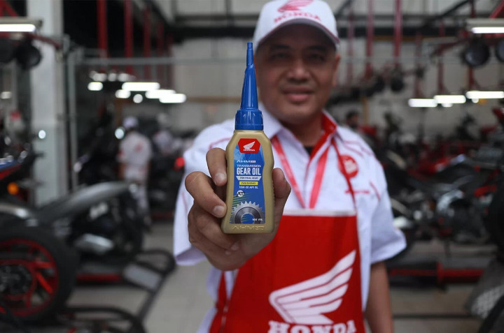 Perhatian, 4 Tanda Oli Gardan Wajib Diganti