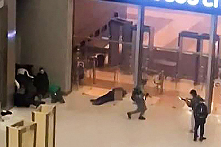 Detik-detik Teroris Serang Gedung Konser Moskow