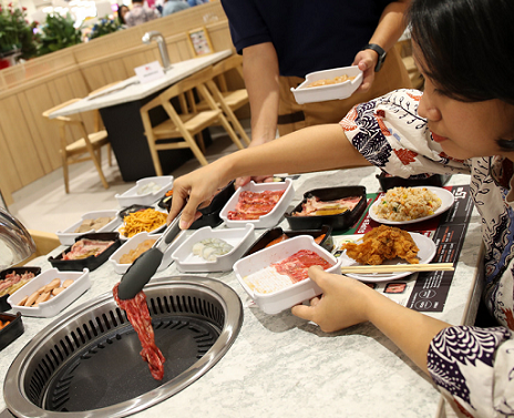 Grill Deli AEON Supermarket Deltamas. (Foto: Dok. Istimewa)