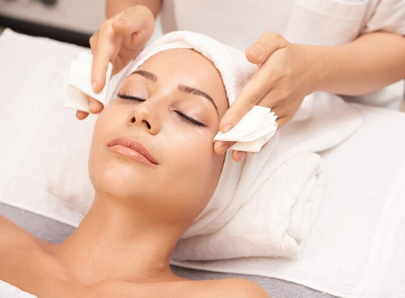 Penawaran ini bisa digunakan untuk perawatan facial, Rejuvenation Face & Eye Laser, PRP, dan peeling. (Foto: Dok. Istimewa)