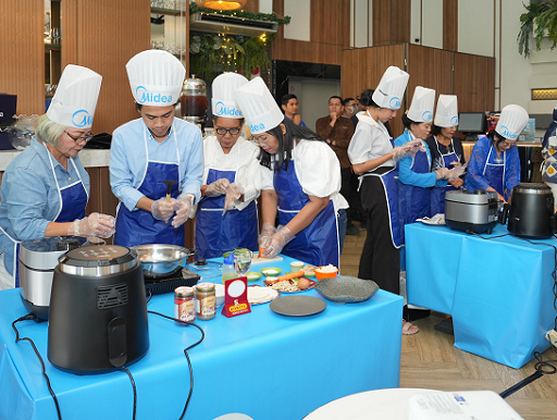 Ngabuburit Sambil Mengulik Rasa, Midea Gelar Cooking Class dengan Para Komunitas