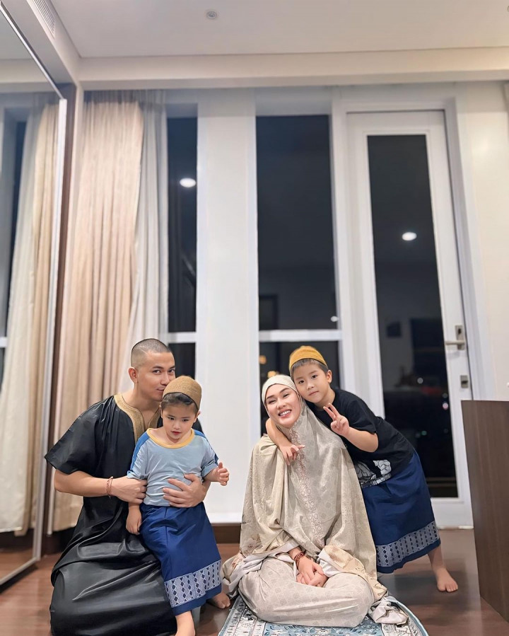 Suami Stevie Agnecya Ingin Fokus Besarkan Anak, Warganet: Jangan Nikah Lagi Ya...