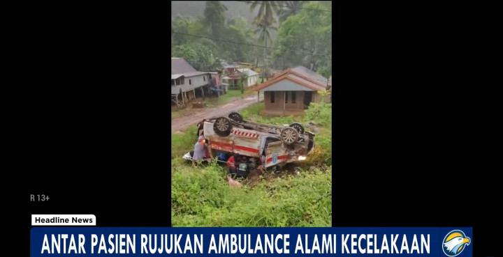 Antar Pasien Rujukan, Ambulans Kecelakaan Terjun ke Permukiman