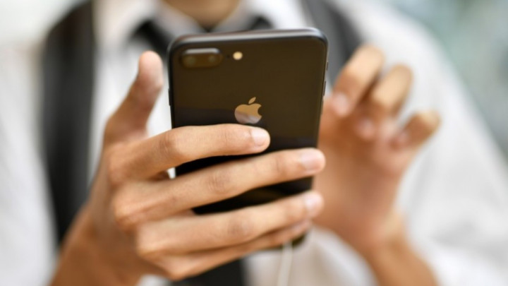 Begini Cara Cek Garansi iPhone, yang Resmi Lho!