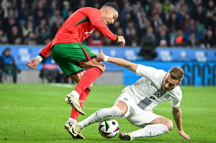 Slovenia Vs Portugal: Selecao das Quinas Tumbang 0-2