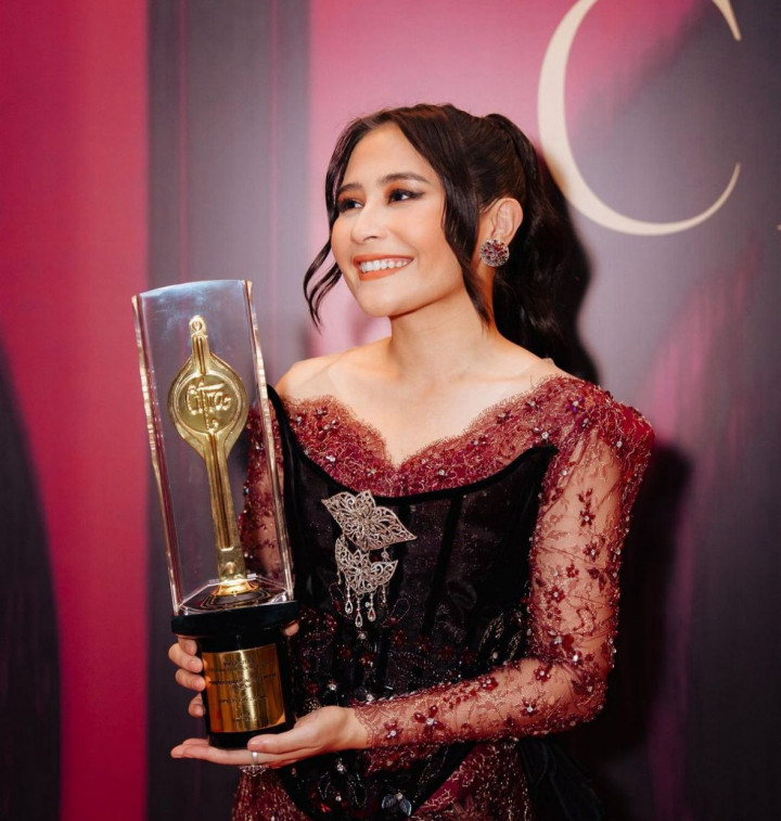 Keren! Prilly Latuconsina Buatkan BPJS untuk Kru Film Produksinya