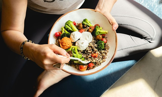 4 Cara Jaga Kesehatan Saat Berpuasa di Tengah Cuaca Ekstrem