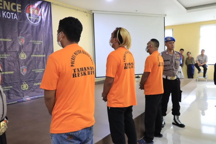 Polisi Tetapkan 3 Tersangka Kasus Bensin Bercampur Air di Bekasi