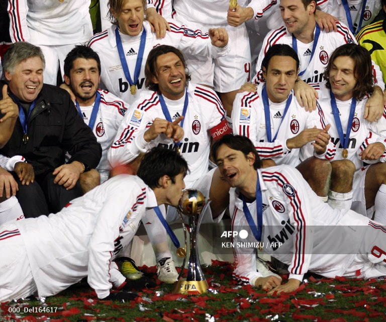 Momen Filipo Inzaghi (kanan bawah) juara Liga Champions bersama AC Milan-Foto AFP