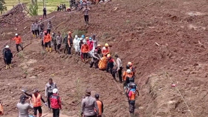Sudah 7 Korban Longsor Cipongkor Bandung Barat Ditemukan, 3 Masih dalam Pencarian