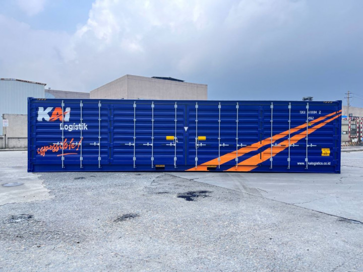 Genjot Pengiriman Barang, KAI Logistik Punya Angkutan <i>Open Side Container</i>
