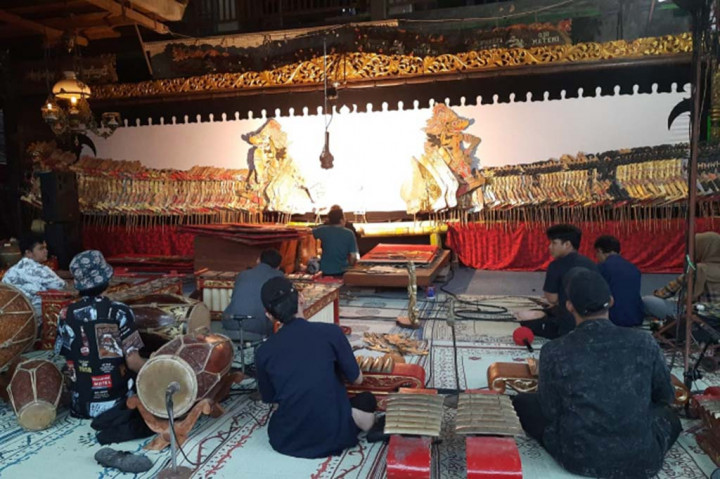 Asyiknya Ngabuburit dengan Nonton Wayang Kulit di Boyolali