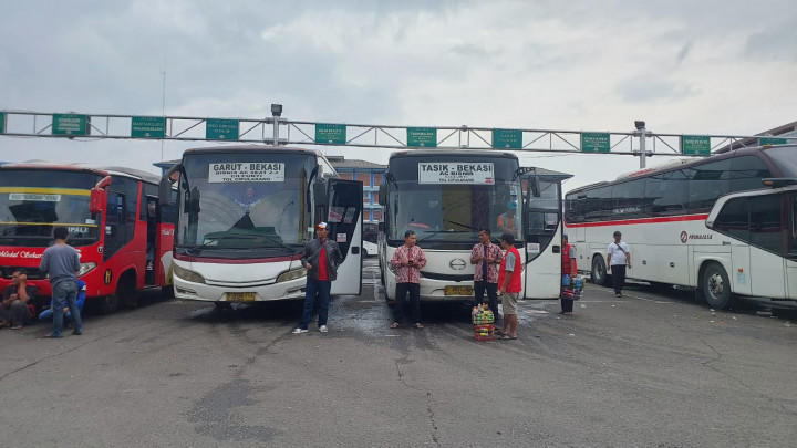 Ratusan Bus di Terminal Bekasi Siap Angkut Pemudik Lebaran 2024